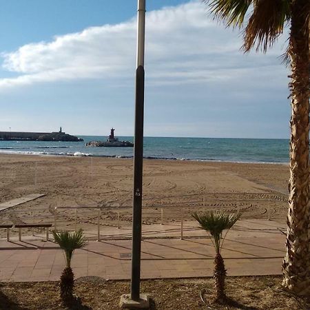 ビリャホヨサPlaya Centroアパートメント エクステリア 写真